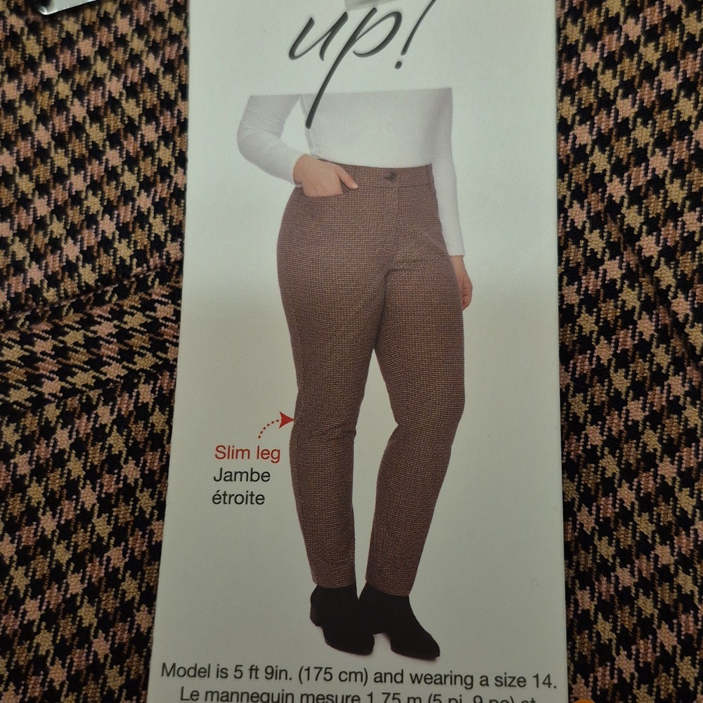 Size 16: 🤎UP! Pants Classic Stretch Pants